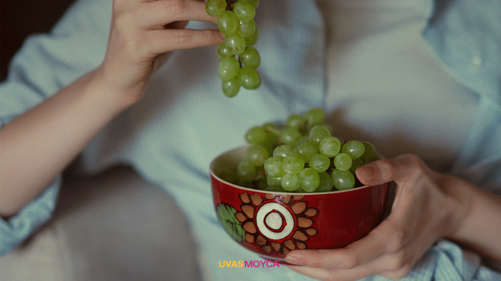 Uvas por la noche